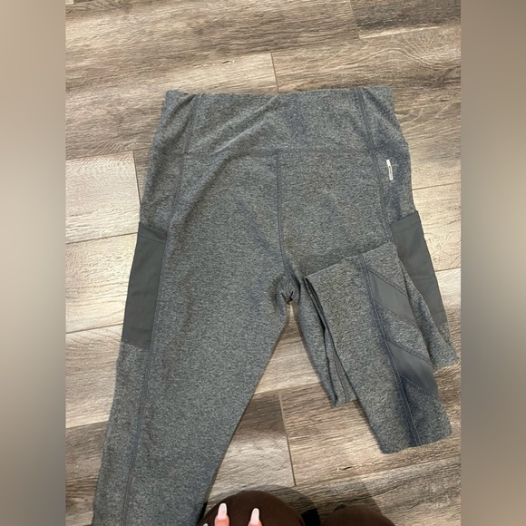 Grey Leggings - Picture 3 of 3